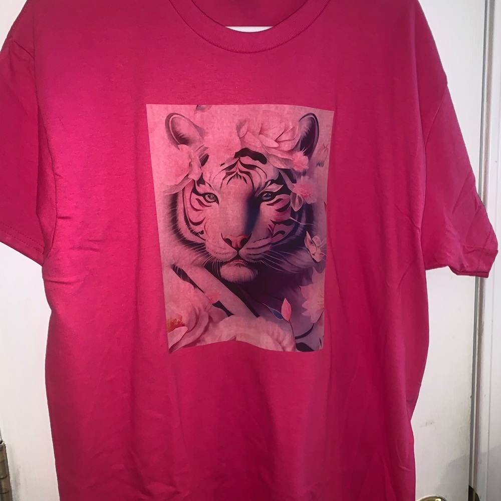 Pink Tiger Graphic T-Shirt